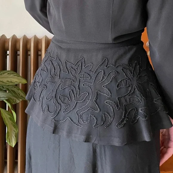 Vintage 1940s black rayon peplum jacket blazer with intricate sheer cutout - Picture 3 of 8